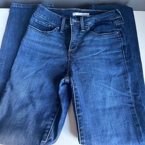 314 Shaping Straight Levi’s